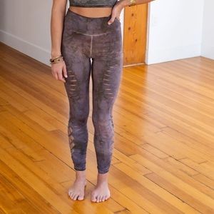 Ahzalhea handmade leggings size SMALL